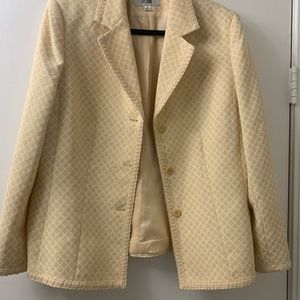 Skirt suit plus size